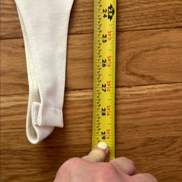 White Sleeveless Bodysuit - Picture 3 of 4